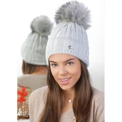 Czapka BLUMA GREY. Szare szaliki damskie . W wyprzedaży za 29,00 zł.