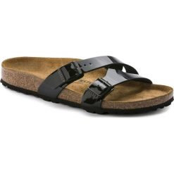 Birkenstock Klapki damskie Yao Patent Black. Czarne klapki damskie Birkenstock, bez wzorów, bez obcasa. Za 192,75 zł.