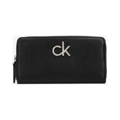 Calvin Klein Portfel Czarny. Czarne portfele damskie Calvin Klein, bez wzorów, z materiału. Za 324,95 zł.