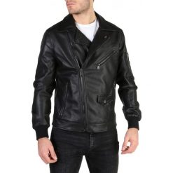 Guess Giacca M83L05. Płaszcze męskie Guess, s, z aplikacjami, z materiału, długie, bez kaptura. Za 327,00 zł.