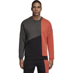 MĘSKA BLUZA ADIDAS ID STADIUM REMIX (S). Bluzy męskie Adidas, s, bez wzorów, z bawełny, sportowe, bez kołnierzyka, bez rękawów, bez kaptura. W wyprzedaży za 189,99 zł.