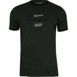 Grafitowy Bawełniany T-Shirt -PAKO JEANS- Męski, Okrągły Dekolt, Krótki Rękaw, z Napisami, Nadrukiem TSPJNS8PREMIUMgf. Szare koszulki męskie Pako Jeans, m, z nadrukiem, z bawełny, casualowe, z okrągłym kołnierzem, z krótkim rękawem, krótkie. Za 47,00 zł.