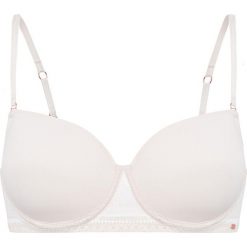 Biustonosz w kolorze białym. Białe biustonosze Skiny Women & Men, w koronkowe wzory, z koronki. W wyprzedaży za 42,95 zł.
