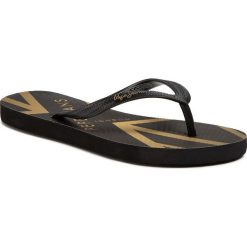 Japonki PEPE JEANS - Rake Flag20 PLS70065 Black 999. Czarne klapki damskie Pepe Jeans, bez wzorów, z jeansu, bez obcasa. W wyprzedaży za 69,00 zł.