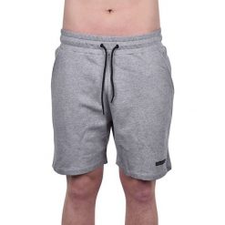 Calvin Klein Męski t-shirt Terry Short KM0KM00322 -033 Grey Heather (rozmiar M). Szare spodenki i szorty męskie Calvin Klein, m, bez wzorów, z materiału, krótkie. W wyprzedaży za 158,00 zł.