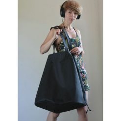 Torba z washpapa XXXL +regulacja wielkości. Szare torby męskie na ramię marki Pakamera, ze skóry, duże. Za 285,00 zł.