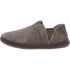 Kapcie męskie: UGG HANZ Kapcie olive