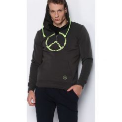 Ciemnozielona Bluza No Regrets. Zielone bejsbolówki męskie Born2be, l. Za 59,99 zł.