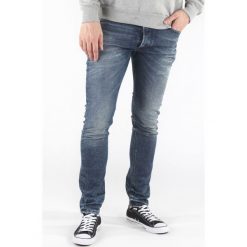 Diesel Tepphar Dżinsy Niebieski. Niebieskie jeansy męskie Diesel, bez wzorów, vintage. Za 929,95 zł.