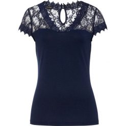 Shirt z koronką bonprix ciemnoniebieski. Niebieskie koszulki damskie bonprix, w koronkowe wzory, z koronki, bez kołnierzyka. Za 64,99 zł.