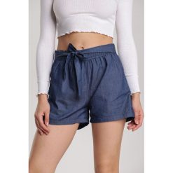 Granatowe Szorty Elumeni. Niebieskie szorty damskie Renee, xl, bez wzorów. W wyprzedaży za 54,99 zł.