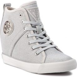 Sneakersy GUESS - FLJLY3 FAM12 SILVE. Szare sneakersy damskie Guess, z materiału. Za 529,00 zł.