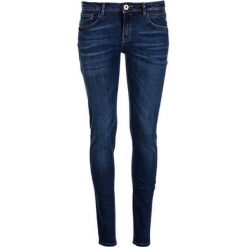 Cars-Jeans Kobiety push up niebieskie spodnie pasują Oya Darkused 9,693,703.33 (rozmiar XXS). Niebieskie jeansy damskie Cars Jeans, xxs, z jeansu. W wyprzedaży za 111,00 zł.