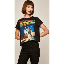 Medicine - T-shirt Iconic Movies. Czarne bluzki damskie MEDICINE, s, z nadrukiem, z bawełny, z okrągłym kołnierzem. Za 59,90 zł.