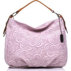 Torebki klasyczne damskie: Skórzana torebka w kolorze jasnoróżowym – 35 x 30 x 15 cm