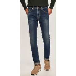 Diesel - Jeansy Thommer. Niebieskie jeansy męskie Diesel, bez wzorów. W wyprzedaży za 449,90 zł.