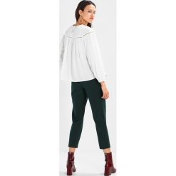 Bluzki damskie: Dorothy Perkins EMBROIDERED BEADED YOKE Bluzka ivory