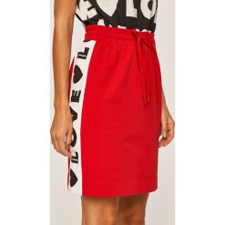 Love Moschino - Spódnica. Czerwone spódniczki damskie Love Moschino, na co dzień, s, z nadrukiem, z elastanu, casualowe, z podwyższonym stanem, mini, ołówkowe. W wyprzedaży za 339,90 zł.