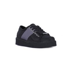 Buty Armani jeans SNEAKER. Trampki i tenisówki damskie Armani Jeans, bez wzorów, z jeansu, bez zapięcia. Za 590,80 zł.