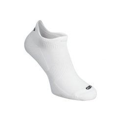 Skarpety CONFORT niskie. Fioletowe skarpetki męskie KALENJI. Za 14,99 zł.