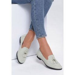 Szare Mokasyny Ask Me Why. Szare mokasyny damskie Renee, ze skóry. Za 49,99 zł.