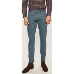 S. Oliver - Spodnie. Niebieskie spodnie męskie S.Oliver, na co dzień, s, bez wzorów, z elastanu, casualowe. W wyprzedaży za 169,90 zł.