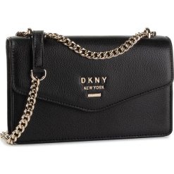 Torebka DKNY - R93EHE27 Blk/Gold. Czarne listonoszki damskie DKNY, bez wzorów, ze skóry, na ramię, bez dodatków. W wyprzedaży za 689,00 zł.