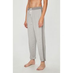 Dkny - Spodnie piżamowe. Szare piżamy damskie DKNY, s, bez wzorów, z elastanu, bez rękawów. W wyprzedaży za 179,90 zł.