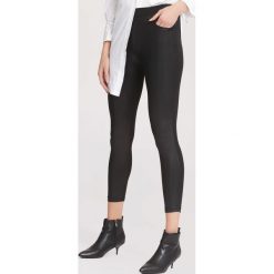 Czarne Legginsy Cinch. Czarne legginsy damskie marki other, xl. Za 19,99 zł.