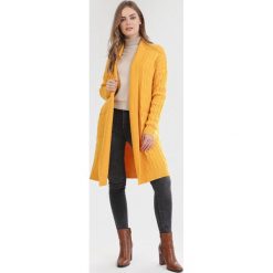 Żółty Kardigan Azaeraela. Żółte swetry damskie Born2be, xl, bez wzorów. Za 119,99 zł.