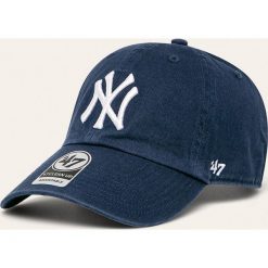 47brand - Czapka New York Yankees. Niebieskie czapki męskie 47brand, z bawełny. W wyprzedaży za 69,90 zł.