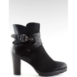 Botki na obcasie czarne 8287 Black. Czarne botki damskie ButyModne, ze skóry, bez obcasa, na obcasie, z paskami. W wyprzedaży za 109,00 zł.