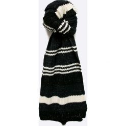 Only - Szalik Annica. Czarne szaliki damskie ONLY, z dzianiny. W wyprzedaży za 39,90 zł.