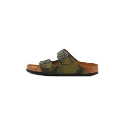 Klapki Birkenstock ARIZONA. Zielone kapcie męskie Birkenstock, bez wzorów. Za 421,23 zł.