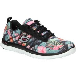 Sportowe skechers 12061. Czarne buty sportowe damskie Skechers, bez wzorów, z materiału, sportowe. Za 329,99 zł.
