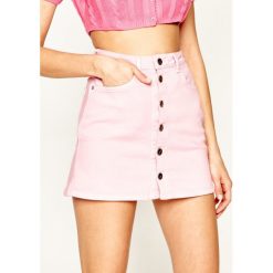 Spódnica jeansowa Pepe Jeans DUA LIPA Trickie PL900871. Różowe spódniczki damskie Pepe Jeans, m, bez wzorów, z elastanu. W wyprzedaży za 179,00 zł.