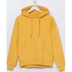 Gładka bluza z kapturem - Żółty. Żółte bluzy damskie Sinsay, s, bez wzorów, bez rękawów, z kapturem. Za 49,99 zł.