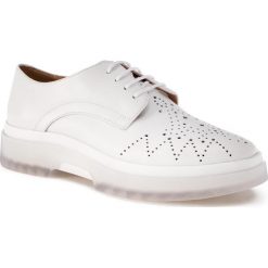 Oxfordy GEOX - D Myluse C D929WC 00043 C1000 White. Białe półbuty damskie Geox, bez obcasa, na obcasie, bez zapięcia. W wyprzedaży za 339,00 zł.