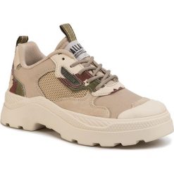 Trapery PALLADIUM - Pallakix 90 Low Camo 76682-979-M Safari/Camo. Brązowe trapery damskie Palladium, ze skóry, bez zapięcia. Za 539,00 zł.