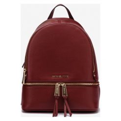 Michael Kors Rhea Medium Plecak Czerwony. Czerwone plecaki damskie Michael Kors, w paski, ze skóry. Za 1437,95 zł.