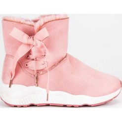 STYLOWE ŚNIEGOWCE Z FUTERKIEM. Czerwone buty zimowe damskie LEMAX. Za 89,90 zł.