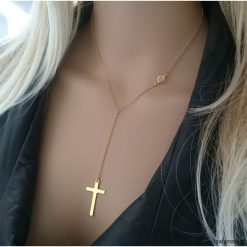 Naszyjniki damskie: Pozłacany naszyjnik z kryształkiem