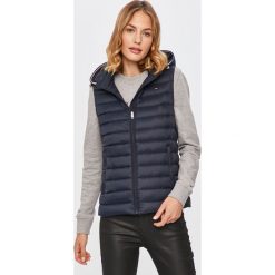 Tommy Hilfiger - Bezrękawnik puchowy. Niebieskie kurtki damskie TOMMY HILFIGER, s, bez wzorów, z puchu. Za 649,90 zł.