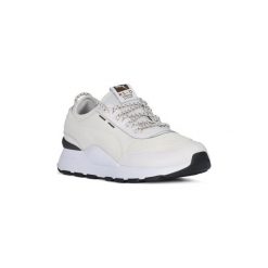 Buty Puma RS O TROPHY. Białe trampki męskie Puma, bez wzorów, bez zapięcia. Za 473,09 zł.