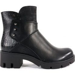 BOTKI DAMSKIE TS 16042 CZA. Botki damskie T. Sokolski, ze skóry, bez obcasa, na platformie, bez zapięcia. Za 69,00 zł.