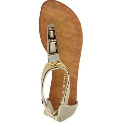 SANDAŁY CASU 7SF-GH33050. Brązowe sandały damskie marki Maciejka. Za 39,99 zł.