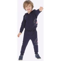 Mayoral - Komplet dziecięcy 92-134 cm. Czarne spodnie chłopięce Mayoral, z nadrukiem, z elastanu, długie. Za 175,90 zł.