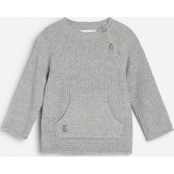 Sweter z kieszenią kangurką -. Swetry męskie Reserved, bez wzorów, bez kołnierzyka, bez kaptura. Za 49,99 zł.