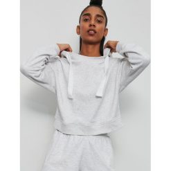 Bluza damska - Jasny szary. Szare bluzy damskie Reserved, xl, bez wzorów, bez rękawów, bez kaptura. W wyprzedaży za 63,99 zł.