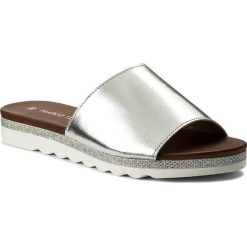 Klapki MARCO TOZZI - 2-27116-20 Silver 941. Szare klapki damskie Marco Tozzi, bez wzorów, ze skóry, bez obcasa. W wyprzedaży za 139,00 zł.